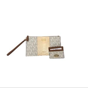 Michael Kors - wristlet / clutch with cardholder
